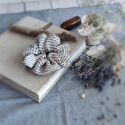 Jedwabna gumka scrunchie