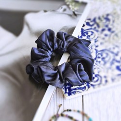 Jedwabna scrunchie - granatowa